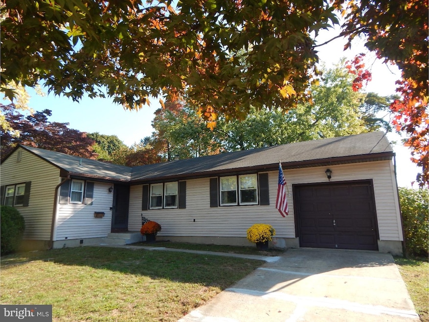 45 Wolf Dr, Trenton, NJ 08610 - photo 1