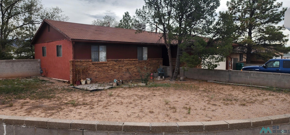 1328 N Third St, Grants, NM 87020 - photo 1