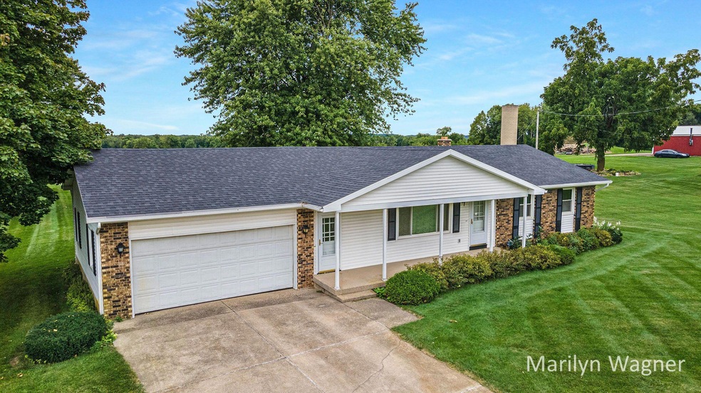 10345 Burlingame Ave SW, Byron Center, MI 49315 - photo 1