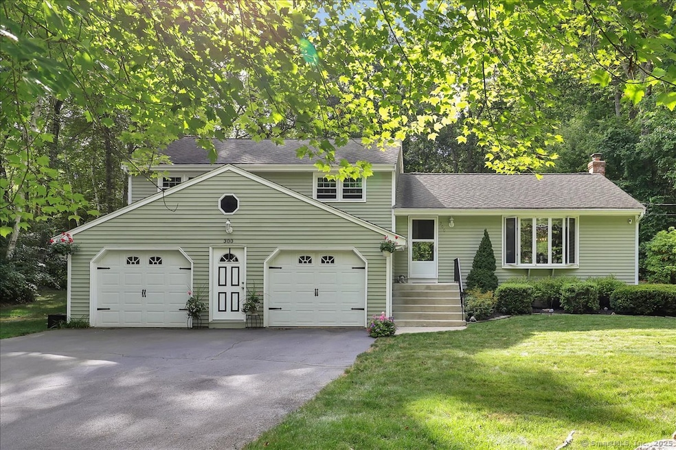 300 Geraldine Dr, Coventry, CT 06238 - photo 1