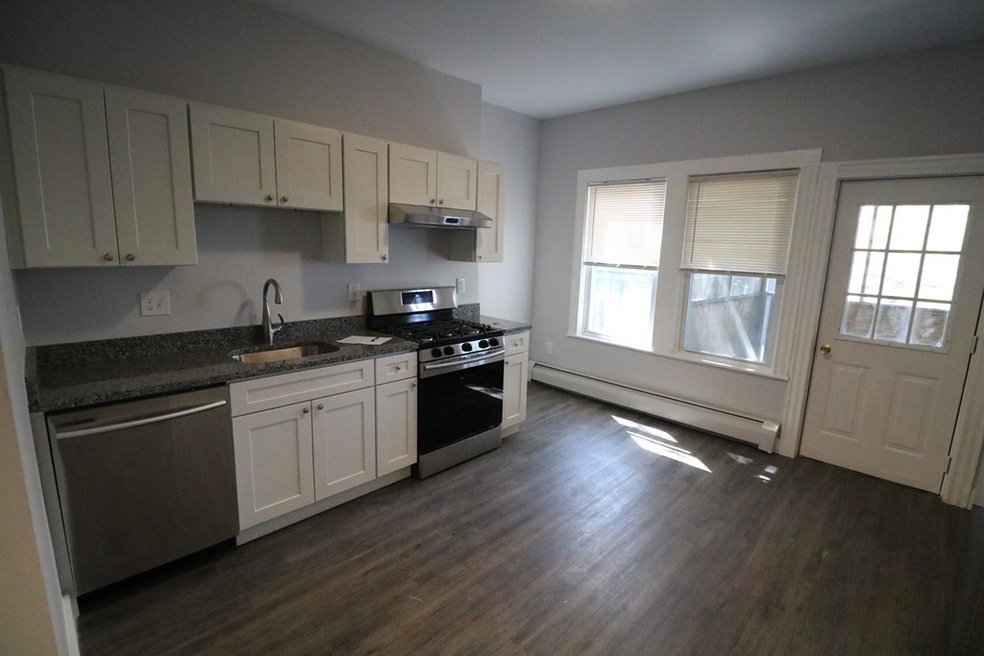 67 G St unit 2, Boston, MA 02127 - photo 1
