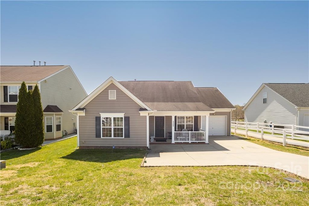 2200 Wexford Way, Statesville, NC 28625 - photo 1