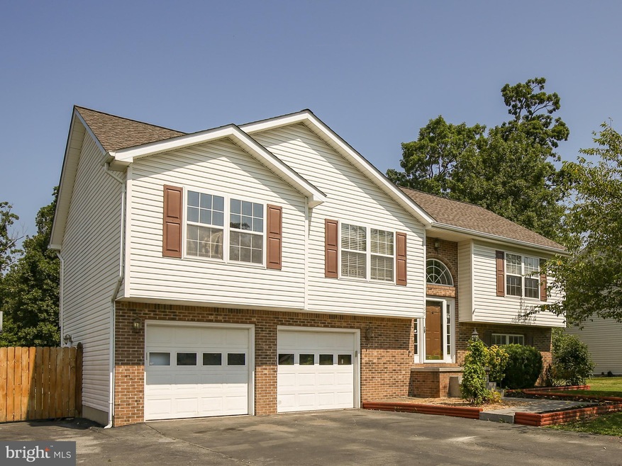 139 Churchill Dr, Stephens City, VA 22655 - photo 1