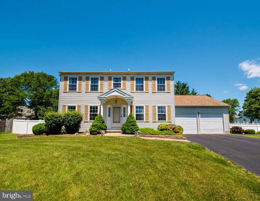 307 Hidden Spring Ln, Langhorne, PA 19047 - photo 1
