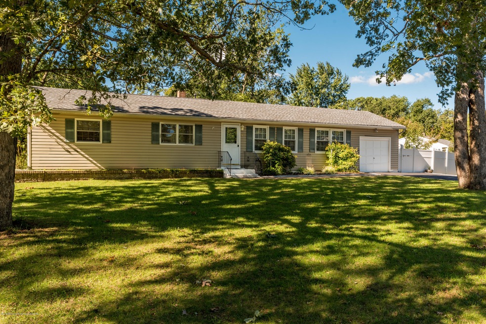 9 Blake Dr