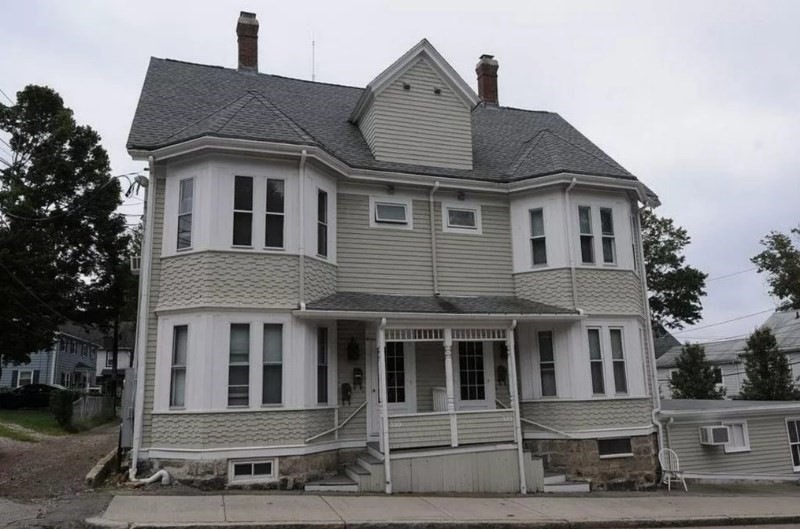 332 Elliot St unit 2, Newton Upper Falls, MA 02464 - photo 1