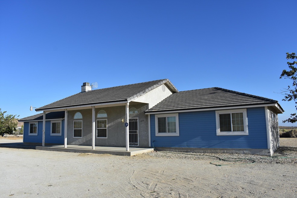 4236 Sweetser Rd, Rosamond, CA 93560 - photo 1
