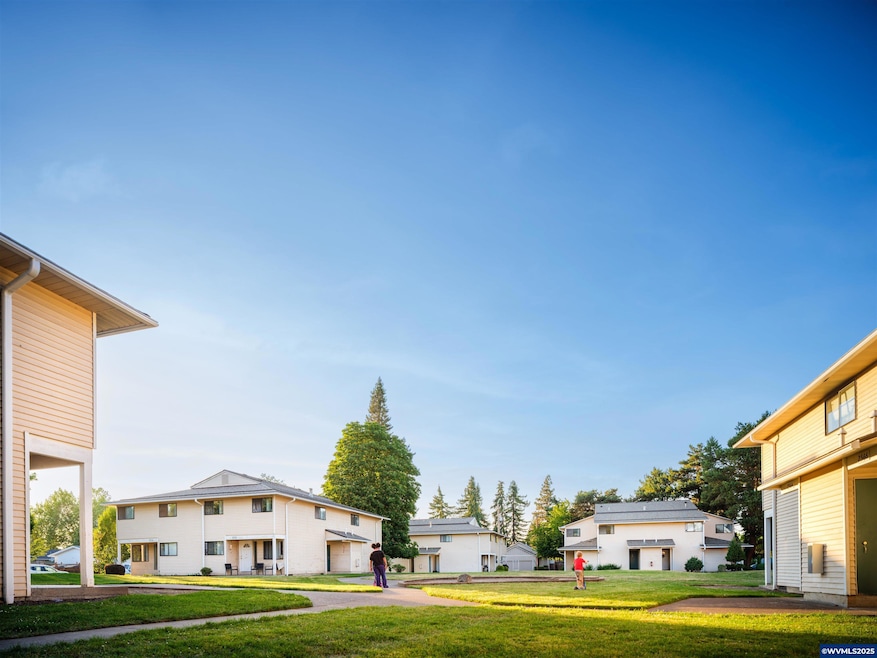 Under Contract $3,899,000