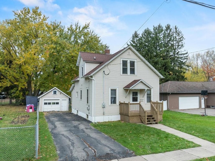 For Sale $174,900 • Co-Listing Agent