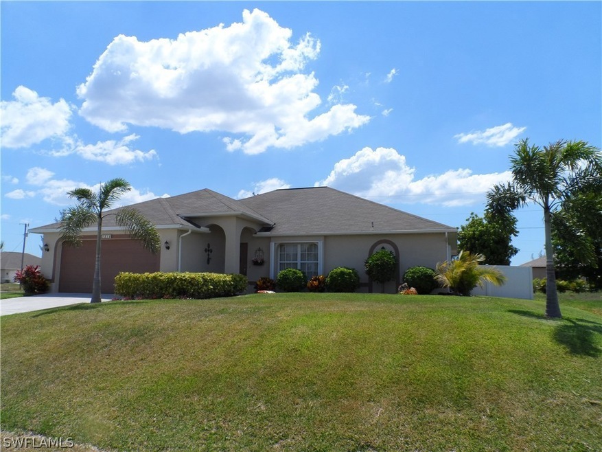 1810 NE 2nd Ave, Cape Coral, FL 33909 - photo 1