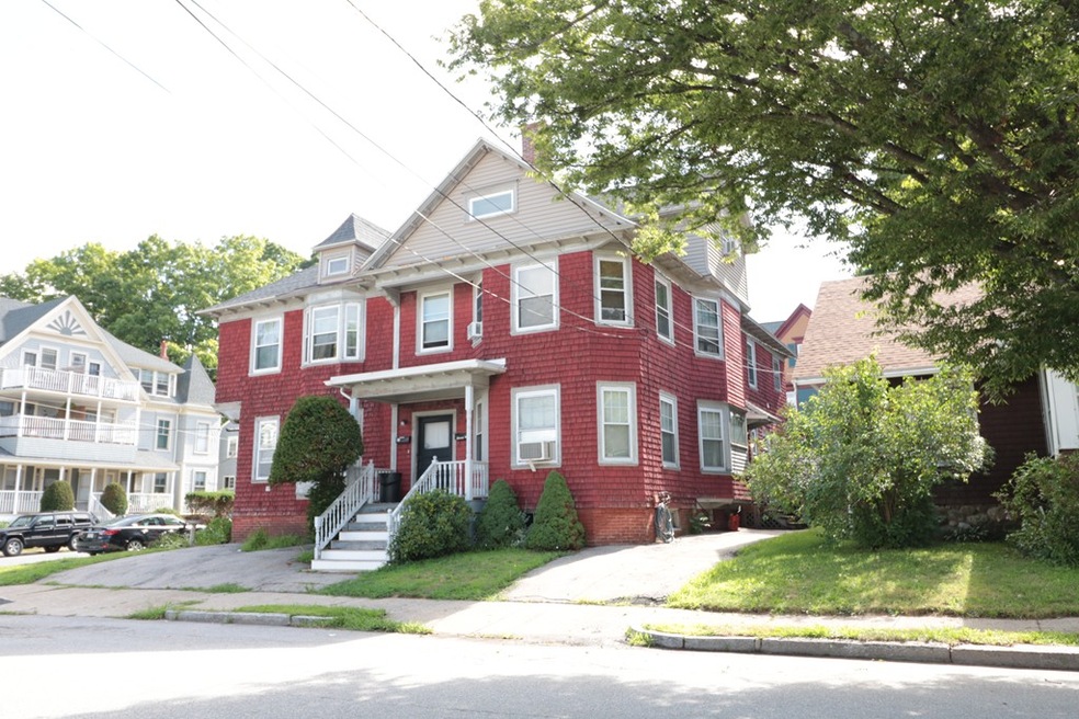 91 Webster St unit 1, Haverhill, MA 01830 - photo 1