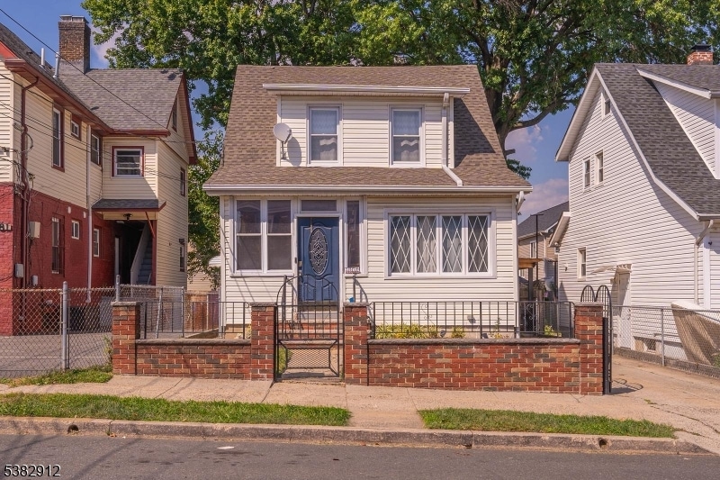 For Rent $3,300/month