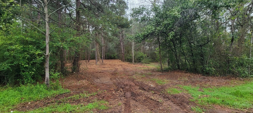 000 Old Highway 59, Lufkin, TX 75904 - photo 1