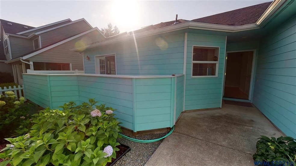 2045 Chase Loop SW, Albany, OR 97321 - photo 1