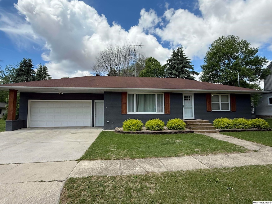 For Sale $185,000 • Co-Listing Agent