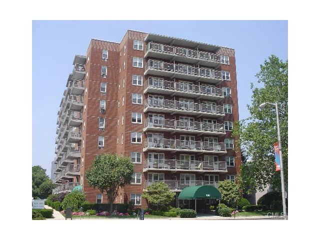 700 Summer St unit 8K, Stamford, CT 06901 - photo 1