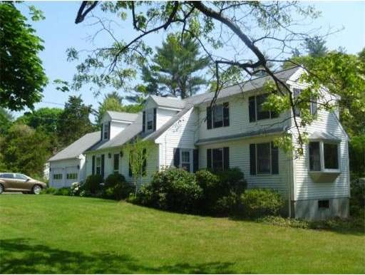 185 W Elm St, Pembroke, MA 02359 - photo 1