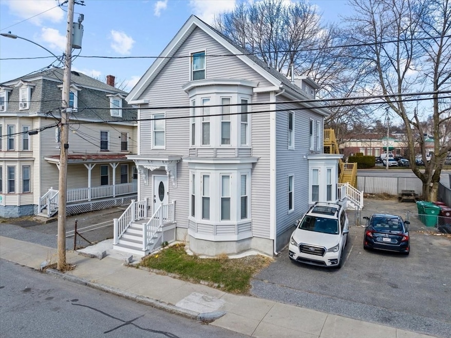 23 W 5th St, Lowell, MA 01850 - photo 1