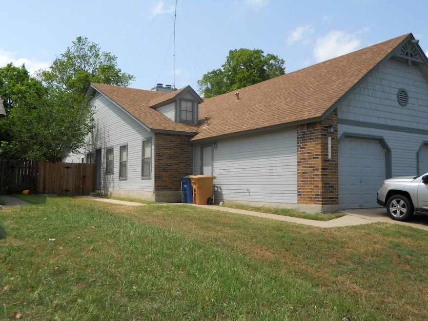 9406 Kempler Dr unit B, Austin, TX 78748 - photo 1