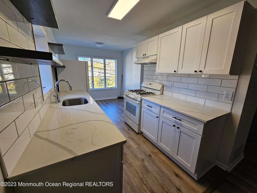 16 E Front St unit 3, Keyport, NJ 07735 - photo 1