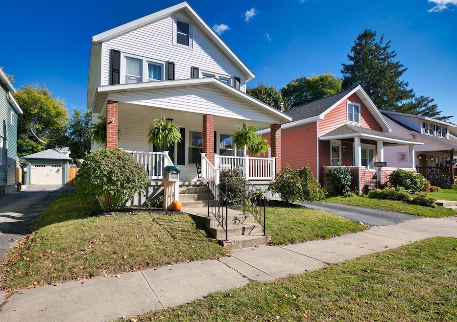 1130 Keyes Ave, Schenectady, NY 12309 - photo 1