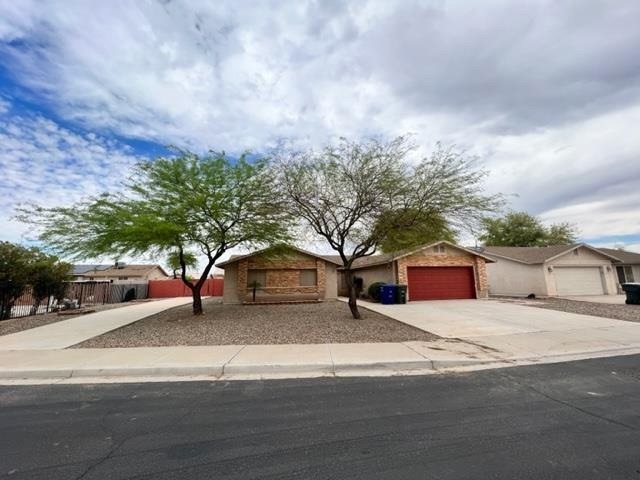 6124 E 41st Place, Yuma, AZ 85365 - photo 1