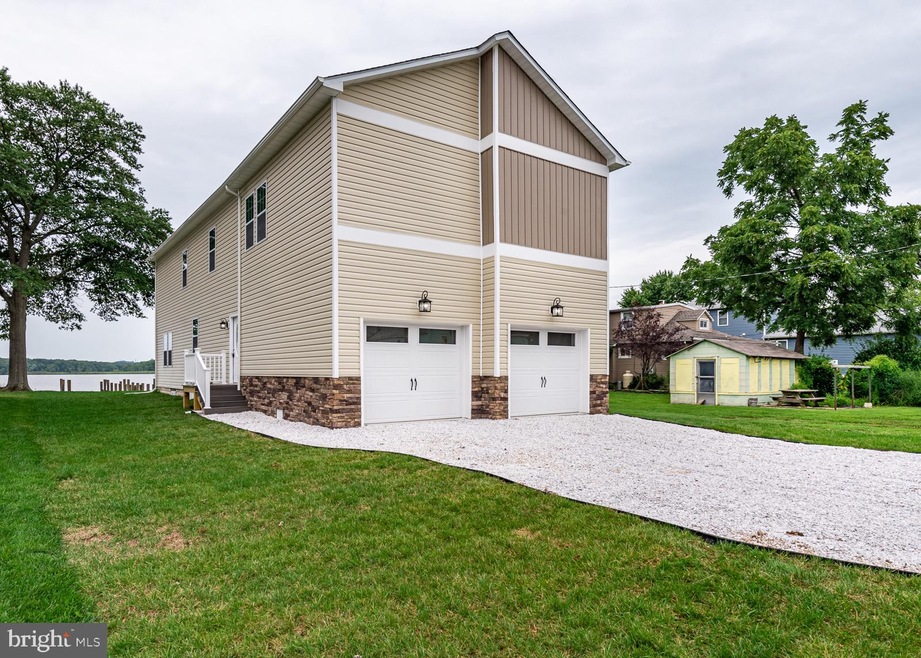 13206 Cherwin Ave, Middle River, MD 21220 - photo 1