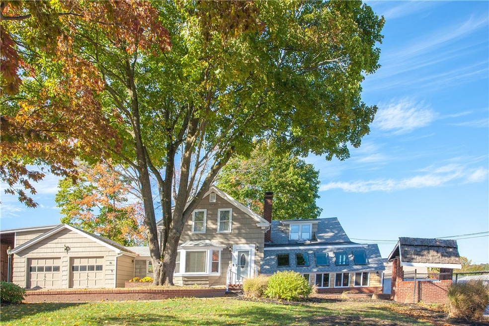 10 Brayton St, West Warwick, RI 02893 - photo 1