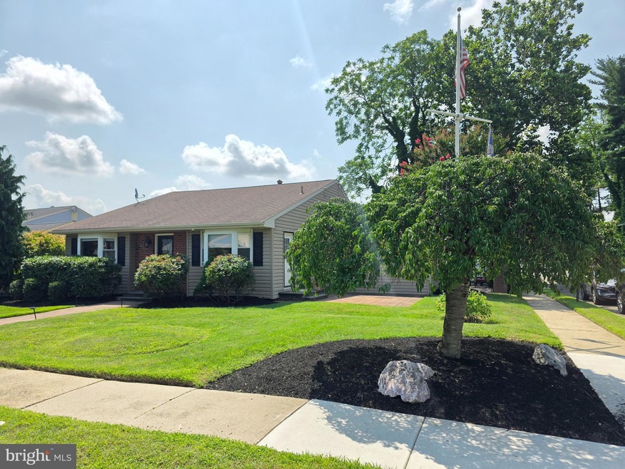 18 E Maple Ave, Bellmawr, NJ 08031 - photo 1