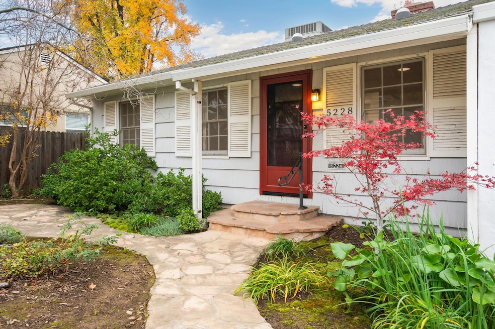 5228 F St, Sacramento, CA 95819 - photo 1