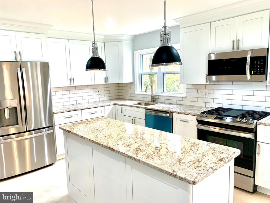 2501 Elmdale Ln, Wilmington, DE 19810 - photo 1