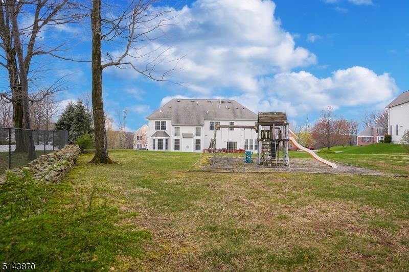 21 Setting Sun Dr, Hackettstown, NJ 07840 - photo 1