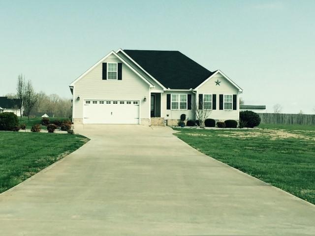 WELCOME TO 3482 GNAT HILL RD IN MANCHESTER TN . THIS HOME IS ON A ACRE LOT AND FEATURES A LONG DOUBLE WIDE CONCRETE DRIVEWAY WITH A TURN AROUND. THE ROOF, SHUTTERS, GARAGE DOOR, GUTTERS AND WINDOWS WERE ALL REPLACED  4 YEARS AGO..