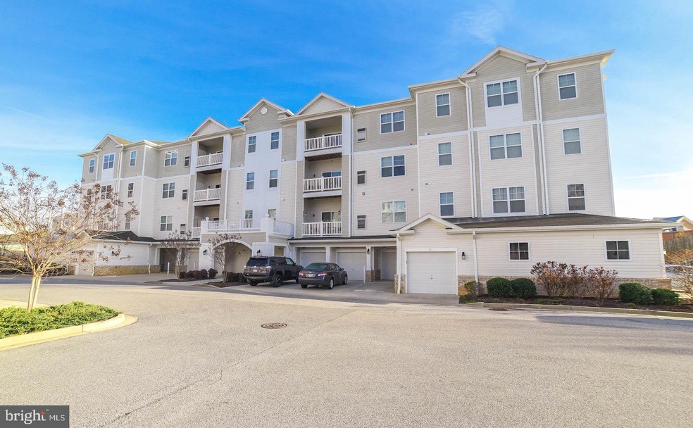 23530 F D R Blvd unit 306, California, MD 20619 - photo 1