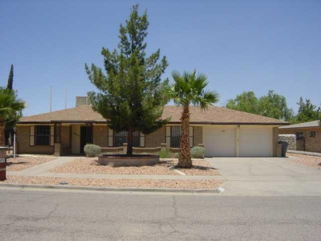 10715 Alcazar Ct, El Paso, TX 79935 - photo 1