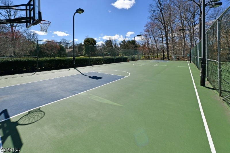 337 Vista View Dr, Mahwah, NJ 07430 - photo 1