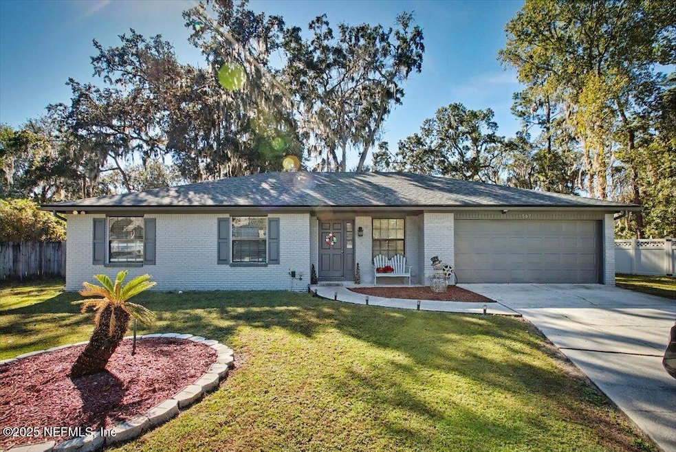 567 Majestic Wood Dr, Fleming Island, FL 32003 - photo 1