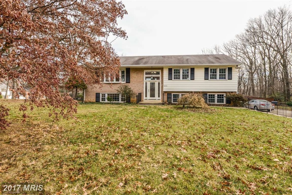 4321 Hugh Bennett Dr, Annandale, VA 22003 - photo 1