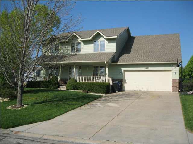 PERSIMMON BEAUTY Wonderful 2 story with 4 bedrooms