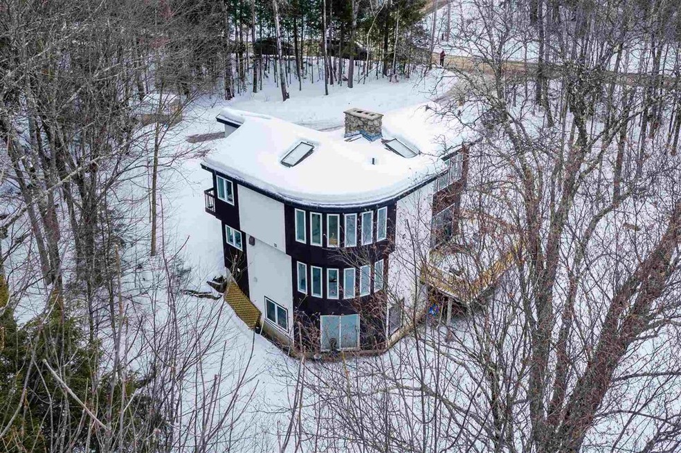 399 Mansfield View Rd, Stowe, VT 05672 - photo 1