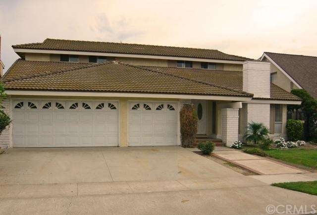 Great Curb Appeal located on Quiet Cul de sac