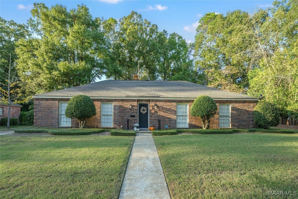 2523 Jasmine Rd, Montgomery, AL 36111 - photo 1
