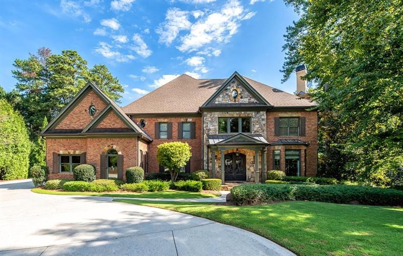 All Brick custom built home located on a culdesac 