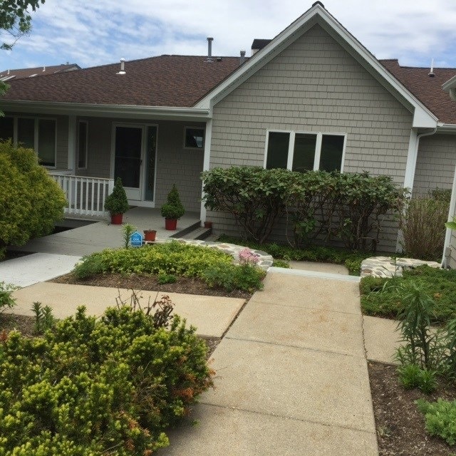 222 Arboretum Ln, Bristol, RI 02809 - photo 1