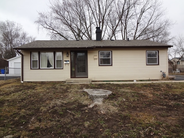 141 Pecos Cir, Carpentersville, IL 60110 - photo 1