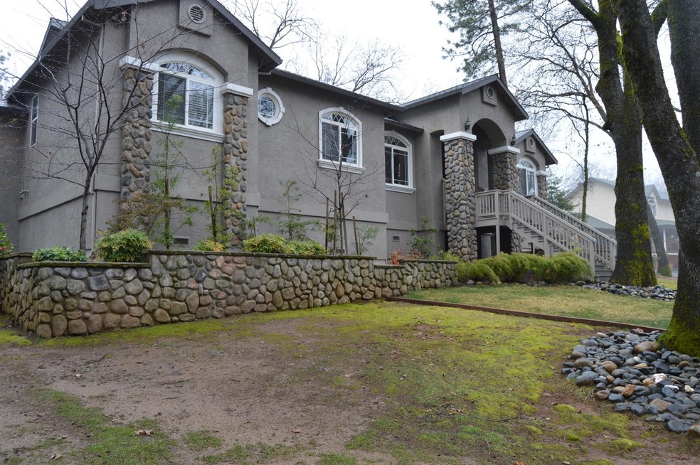 Sold $710,000 • Co-Listing Agent