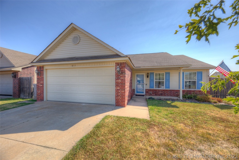 611 S Shawnee - Front Exterior