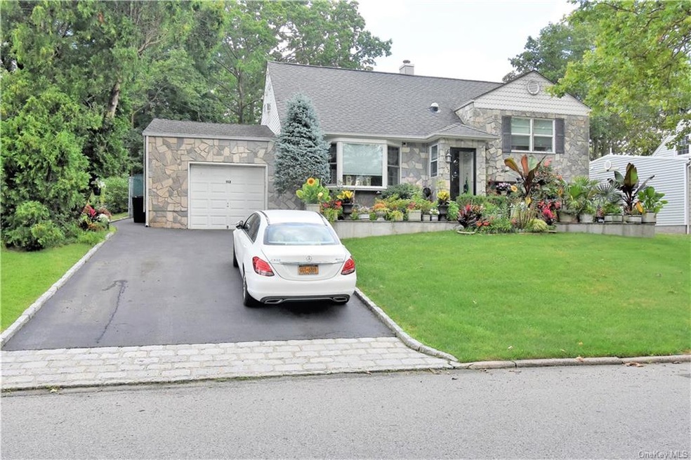 152 Remsen Rd, Yonkers, NY 10710 - photo 1