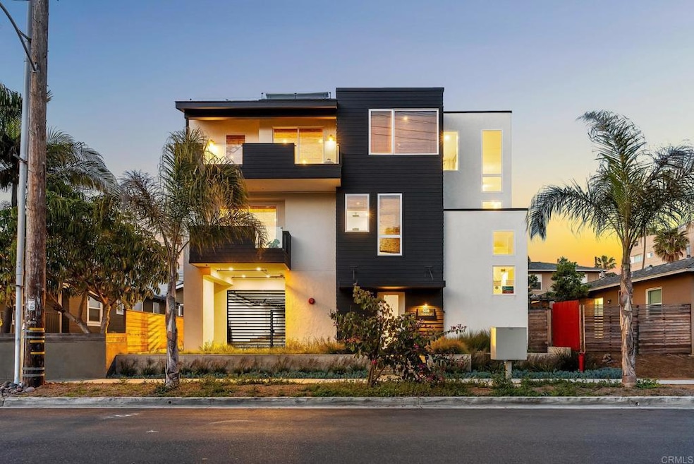 508 N Tremont St unit B, Oceanside, CA 92054 - photo 1