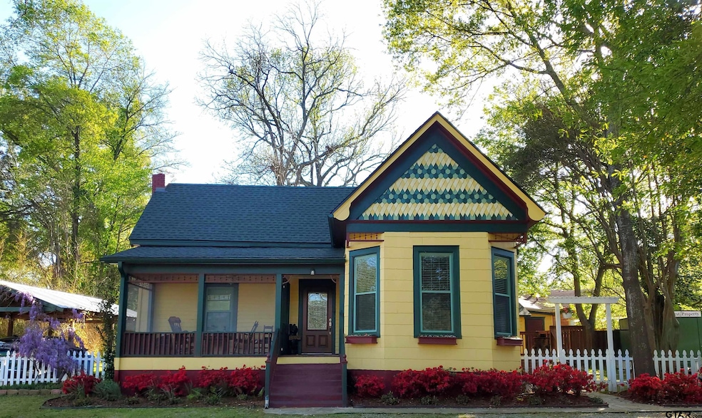 1923 S Beckham Ave, Tyler, TX 75701 - photo 1